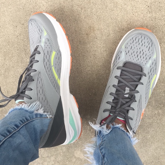 Dr. Scholl's Shoes - NEW DR SCHOLLS SHOES